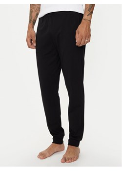 United Colors Of Benetton Spodnie piżamowe 30964F00G Czarny Regular Fit ze sklepu MODIVO w kategorii Piżamy męskie - zdjęcie 183851777