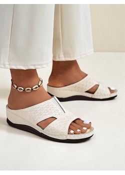 Royalfashion Damskie klapki na grubszej podeszwie Nova Step ze sklepu royalfashion.pl w kategorii Klapki damskie - zdjęcie 183855566