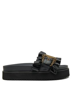 Versace Jeans Couture Klapki 78VA3SM5 Czarny ze sklepu MODIVO w kategorii Klapki damskie - zdjęcie 183862605