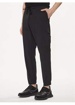 Boss Spodnie materiałowe T_Urbanex-CargoLight 50508339 Czarny Tapered Fit ze sklepu MODIVO w kategorii Spodnie męskie - zdjęcie 183862958
