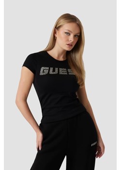 GUESS Czarny damski t-shirt Kiara, Rozmiar XS ze sklepu outfit.pl w kategorii Bluzki damskie - zdjęcie 183872409