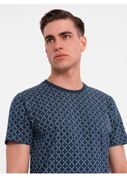 Męska koszulka dzianinowa z nadrukiem full print – granatowa V1 OM-TSFP-0250 ze sklepu ombre w kategorii T-shirty męskie - zdjęcie 183875876