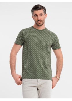 Koszulka męska dzianinowa z nadrukiem full print – oliwkowa V2 OM-TSFP-0250 ze sklepu ombre w kategorii T-shirty męskie - zdjęcie 183876059