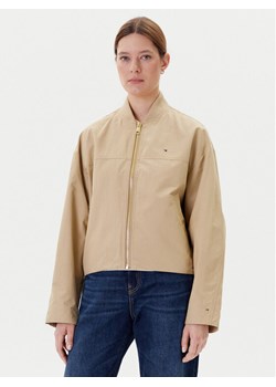 Tommy Hilfiger Kurtka bomber WW0WW45619 Beżowy Relaxed Fit ze sklepu MODIVO w kategorii Kurtki damskie - zdjęcie 183885468