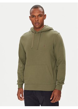Tommy Hilfiger Bluza Essential MW0MW37235 Zielony Regular Fit ze sklepu MODIVO w kategorii Bluzy męskie - zdjęcie 183885675