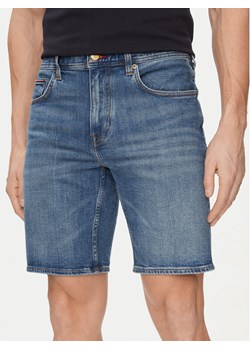 Tommy Hilfiger Szorty jeansowe Brooklyn MW0MW35172 Niebieski Straight Fit ze sklepu MODIVO w kategorii Spodenki męskie - zdjęcie 183890116