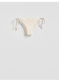 Reserved - Dół od bikini - kremowy ze sklepu Reserved w kategorii Stroje kąpielowe - zdjęcie 183891576