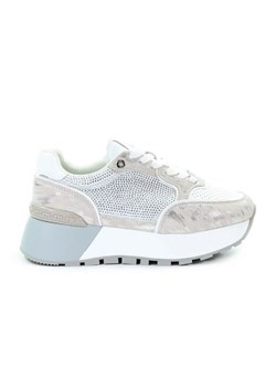 Buty Goe RR2N4068 srebrny ze sklepu ButyModne.pl w kategorii Buty sportowe damskie - zdjęcie 183903689