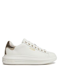 Guess Sneakersy Vibo FL8VIB LEA12 Biały ze sklepu MODIVO w kategorii Buty sportowe damskie - zdjęcie 183910637