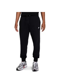 Spodnie męskie Nike Sportswear Club FN3801-010 - czarne ze sklepu streetstyle24.pl w kategorii Spodnie męskie - zdjęcie 183919435