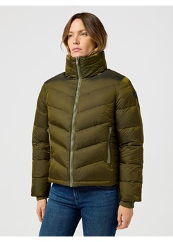 WRANGLER DAMSKA KURTKA ZIMOWA WRANGLER SHORT PUFFER JACKET IVY GREEN 112356502 ze sklepu YouNeedit.pl w kategorii Kurtki damskie - zdjęcie 183923047