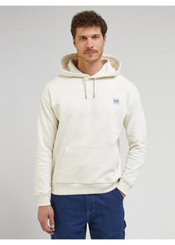 LEE MĘSKA BLUZA Z KAPTUREM LEE WW HOODIE ECRU 112342990 ze sklepu YouNeedit.pl w kategorii Bluzy męskie - zdjęcie 183923265