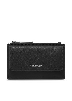 Calvin Klein Etui na karty kredytowe Ck Must Aop Cc Holder W Zip LV04F1036G Czarny ze sklepu MODIVO w kategorii Etui - zdjęcie 183934746