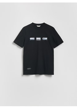 Reserved - T-shirt regular z nadrukiem - czarny ze sklepu Reserved w kategorii T-shirty męskie - zdjęcie 183939739