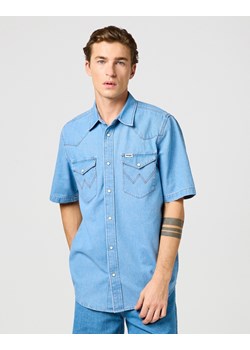 WRANGLER MĘSKA KOSZULA JEANSOWA WRANGLER SS WESTERN SHIRT BRIGHT LIGHT 112362375 ze sklepu YouNeedit.pl w kategorii Koszule męskie - zdjęcie 183942507