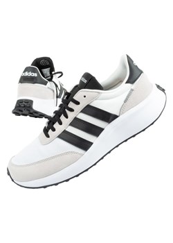 Buty sportowe adidas Run 70s GY3884 białe ze sklepu ButyModne.pl w kategorii Buty sportowe męskie - zdjęcie 183943987