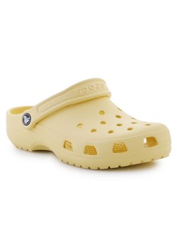 Klapki Crocs Classic 10001-78R żółte ze sklepu ButyModne.pl w kategorii Klapki damskie - zdjęcie 183944156