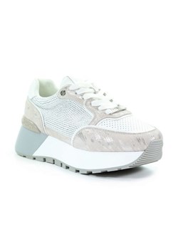 Buty Goe RR2N4068 srebrny ze sklepu ButyModne.pl w kategorii Buty sportowe damskie - zdjęcie 183944328