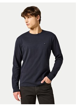 Wrangler Longsleeve Sign Off 112357361 Czarny Regular Fit ze sklepu MODIVO w kategorii T-shirty męskie - zdjęcie 183945028