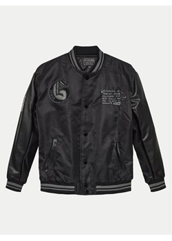 Guess Kurtka bomber L4YL03 WGB90 Czarny Regular Fit ze sklepu MODIVO w kategorii Kurtki chłopięce - zdjęcie 183945239