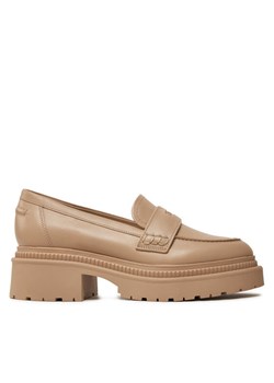 Guess Loafersy Finda FLTFIN LEA14 Beżowy ze sklepu MODIVO w kategorii Lordsy damskie - zdjęcie 183945878