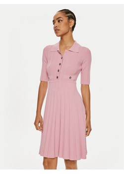 Pinko Sukienka dzianinowa Alambicco 104032 A239 Różowy Regular Fit ze sklepu MODIVO w kategorii Sukienki - zdjęcie 183946277
