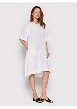 Cappellini Sukienka codzienna M02305T0 01617 Biały Relaxed Fit ze sklepu MODIVO w kategorii Sukienki - zdjęcie 183946586