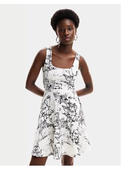 Desigual Sukienka letnia Tually 24SWVK09 Biały Regular Fit ze sklepu MODIVO w kategorii Sukienki - zdjęcie 183946806
