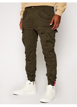 Alpha Industries Joggery Airman 188201 Zielony Tapered Fit ze sklepu MODIVO w kategorii Spodnie męskie - zdjęcie 183946877