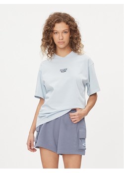 Reebok T-Shirt Classics IL4643 Błękitny Relaxed Fit ze sklepu MODIVO w kategorii Bluzki damskie - zdjęcie 183947528
