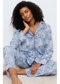 Triumph piżama damska rozpinana Boyfriend Fit 10225082-0032, Kolor niebieski-wzór, Rozmiar 36, Triumph ze sklepu Primodo w kategorii Piżamy damskie - zdjęcie 183968428