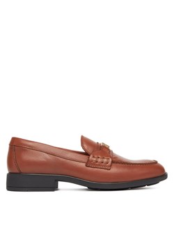 Loafersy Tommy Hilfiger Th Logo Leather Loafer FW0FW08705 Brązowy ze sklepu eobuwie.pl w kategorii Lordsy damskie - zdjęcie 183969697