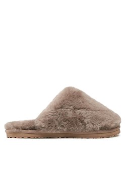 Kapcie Mou Closed Toe Sheepskin Fur Slippper FW161000L Beżowy ze sklepu eobuwie.pl w kategorii Kapcie damskie - zdjęcie 183971525
