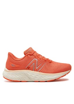 Buty do biegania New Balance Fresh Foam Evoz v3 WEVOZRR3 Pomarańczowy ze sklepu eobuwie.pl w kategorii Buty sportowe damskie - zdjęcie 183971909