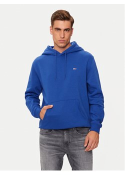 Tommy Jeans Bluza DM0DM20742 Niebieski Regular Fit ze sklepu MODIVO w kategorii Bluzy męskie - zdjęcie 183985138