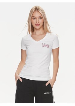 Guess T-Shirt W4RI55 J1314 Biały Slim Fit ze sklepu MODIVO w kategorii Bluzki damskie - zdjęcie 183985267