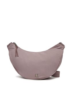Calvin Klein Jeans Torebka Luna Nylon Sling Bag LV04K3095G Różowy - id: 8721107861258 - marki Calvin Klein - 183985348 Calvin Klein Jeans Torebka Luna Nylon Sling Bag LV04K3095G Różowy ze sklepu MODIVO w kategorii Listonoszki - zdjęcie 183985348