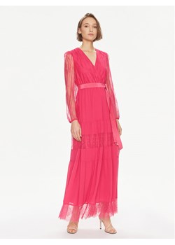 TWINSET Sukienka wieczorowa Abito 241TE2121 Różowy Regular Fit - id: 0000303591656 - marki Twinset - 183985387 TWINSET Sukienka wieczorowa Abito 241TE2121 Różowy Regular Fit ze sklepu MODIVO w kategorii Sukienki - zdjęcie 183985387