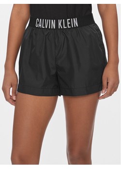 Calvin Klein Swimwear Szorty sportowe KW0KW02482 Czarny Regular Fit ze sklepu MODIVO w kategorii Szorty - zdjęcie 183985468
