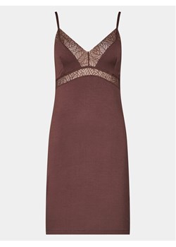 Femilet by Chantelle Koszula nocna Jazz FNA540 Brązowy Regular Fit ze sklepu MODIVO w kategorii Koszule nocne - zdjęcie 183985488