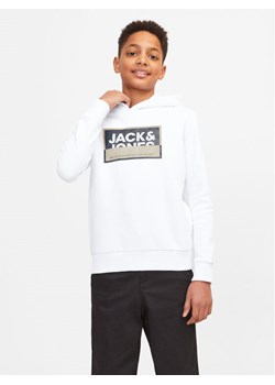 Jack&Jones Junior Bluza Logan 12254120 Biały Standard Fit ze sklepu MODIVO w kategorii Bluzy chłopięce - zdjęcie 183985547