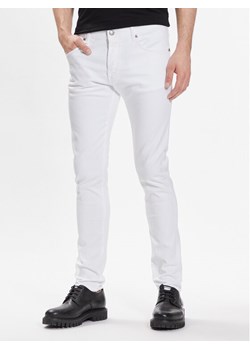 John Richmond Jeansy RMP23078JE Biały Straight Fit ze sklepu MODIVO w kategorii Jeansy męskie - zdjęcie 183985605