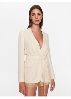 TWINSET Marynarka 231TT2771 Écru Regular Fit ze sklepu MODIVO w kategorii Marynarki damskie - zdjęcie 183985625