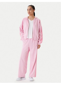 adidas Dres Energize JD2663 Różowy Regular Fit ze sklepu MODIVO w kategorii Dresy damskie - zdjęcie 184003275