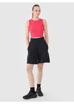 Damskie spodenki dresowe 4F 4FRSS25TSHOF701 - czarne - id: 289193 - marki 4F - 184006108 Damskie spodenki dresowe 4F 4FRSS25TSHOF701 - czarne ze sklepu Sportstylestory.com w kategorii Szorty - zdjęcie 184006108