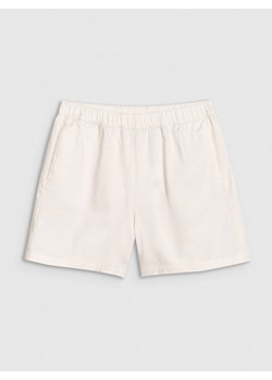 Damskie spodenki casual 4F 4FRSS25TSHOF750 - białe ze sklepu Sportstylestory.com w kategorii Szorty - zdjęcie 184006576