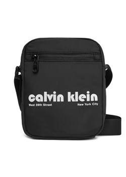 Saszetka Calvin Klein LV04G3180G Czarny ze sklepu eobuwie.pl w kategorii Saszetki - zdjęcie 184009605