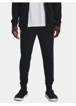 Under Armour Spodnie dresowe Ua Rival Terry Jogger 1380843-001 Czarny Fitted Fit ze sklepu MODIVO w kategorii Spodnie męskie - zdjęcie 184016245