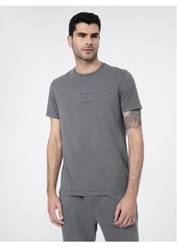 4F T-Shirt 4FSS23TTSHM296 Szary Regular Fit ze sklepu MODIVO w kategorii T-shirty męskie - zdjęcie 184023415