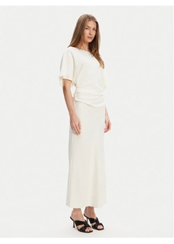 STAUD Sukienka koktajlowa Amelie R25S2120TP Écru Slim Fit ze sklepu MODIVO w kategorii Sukienki - zdjęcie 184023458